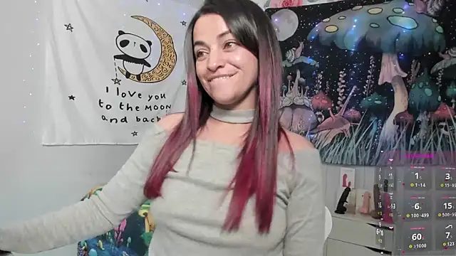 LovelyAzucena online show from December 2024 06:20:02 PM