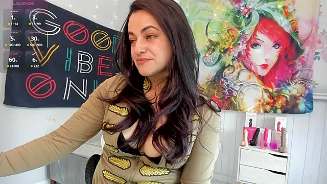 Snapshot of LovelyAzucena chatting on October 2025 02:40:01 PM LovelyAzucena online show from October 2025 02:40:01 PM