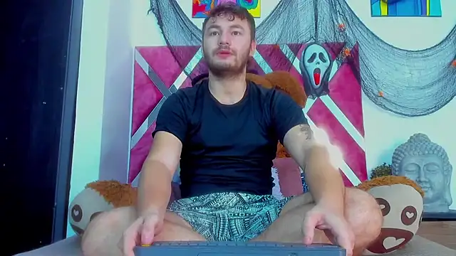 Snapshot of JacoLive chatting on October 2025 12:35:01 AM JacoLive online show from October 2025 12:35:01 AM