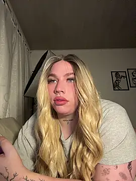 Snapshot of IsabellaFigueredo__ chatting on November 2025 09:30:02 AM IsabellaFigueredo online show from November 2025 09:30:02 AM