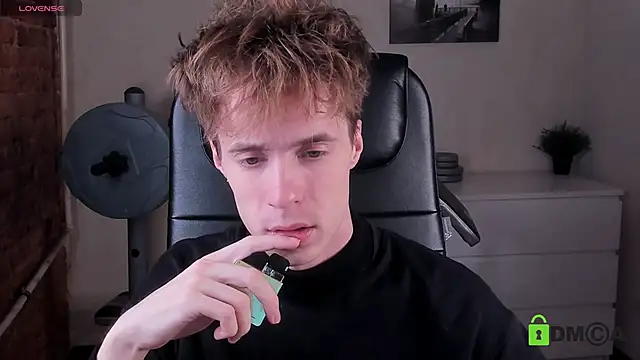 Snapshot of _tokyo_ghoul chatting on October 2025 04:55:01 AM tokyo ghoul online show from October 2025 04:55:01 AM