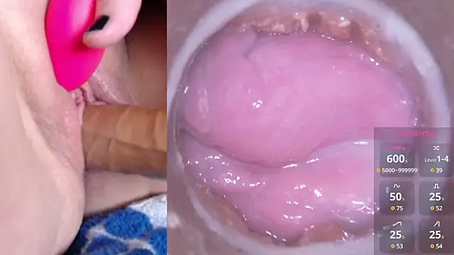 Snapshot of danigirl866 chatting on December 2024 05:37:02 PM danigirl866 online show from December 2024 05:37:02 PM