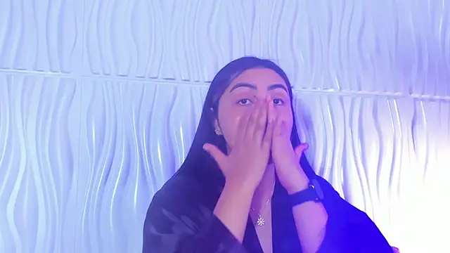 Abby  colins online show from October 2025 07:14:02 PM