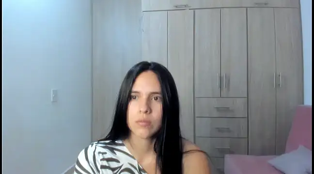 Hana Zurah online show from February 2025 12:38:02 AM