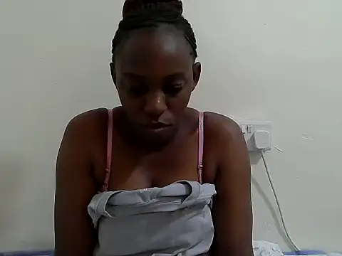 Snapshot of lizbela1 chatting on October 2025 01:45:02 PM lizbela1 online show from October 2025 01:45:02 PM