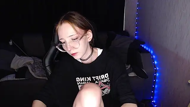 Snapshot of AmeliaKamishiro chatting on October 2025 08:57:02 AM AmeliaKamishiro online show from October 2025 08:57:02 AM