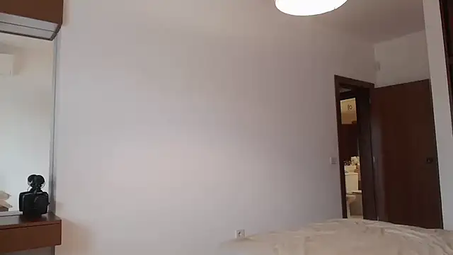 Snapshot of SexyandMarried1 chatting on October 2025 10:38:01 AM SexyandMarried1 online show from October 2025 10:38:01 AM