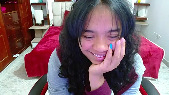 laureentt  online show from January 2025 07:04:02 AM