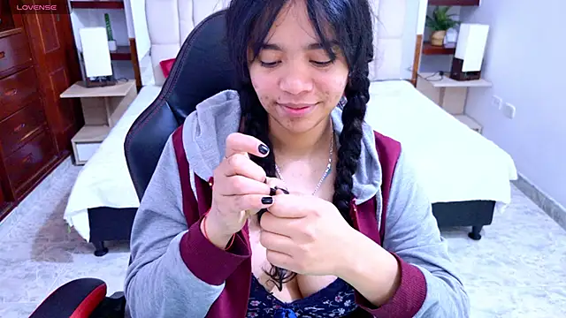 laureentt  online show from September 2025 03:06:02 AM