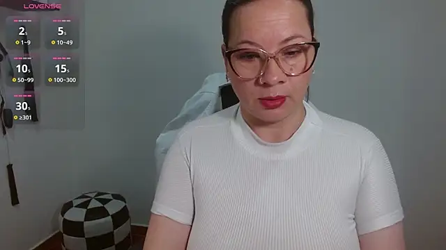 Snapshot of Sex-Psychology chatting on December 2024 11:26:02 PM Sex-Psychology online show from December 2024 11:26:02 PM