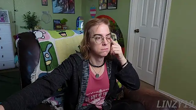 Linzy 19 online show from February 2025 02:53:01 PM