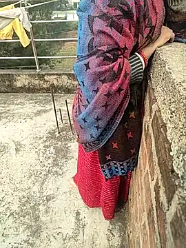 Snapshot of COUPLLE_VILLAGE chatting on November 2025 03:27:02 AM COUPLLE VILLAGE online show from November 2025 03:27:02 AM