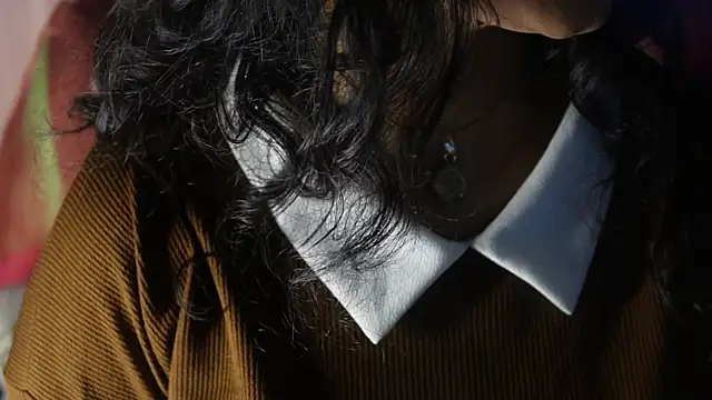 -AyeshaSinghania- online show from October 2025 10:13:01 AM