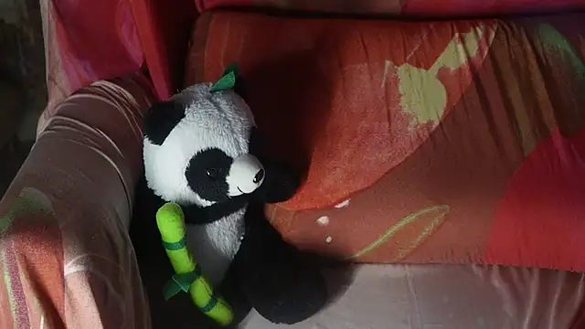 -AyeshaSinghania- online show from October 2025 06:12:01 PM