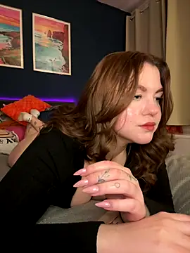 Snapshot of VictoriaLaFleur chatting on November 2025 09:25:02 PM VictoriaLaFleur online show from November 2025 09:25:02 PM