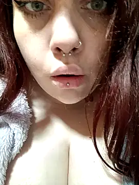 Snapshot of persefone97 chatting on February 2025 11:13:02 PM persefone97 online show from February 2025 11:13:02 PM