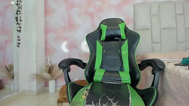 aida rose  online show from March 2025 09:05:02 PM