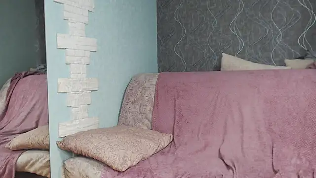 Student Oliver online show from February 2025 07:13:01 PM