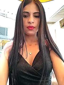 Snapshot of Astrid-- chatting on January 2025 08:04:02 PM Astrid-- online show from January 2025 08:04:02 PM