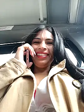 Snapshot of Astrid-- chatting on January 2025 03:00:02 PM Astrid-- online show from January 2025 03:00:02 PM