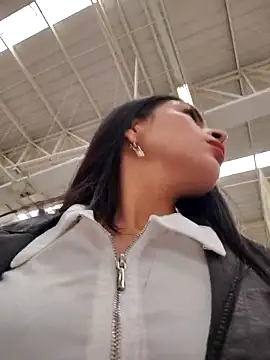 Snapshot of Astrid-- chatting on March 2025 07:47:02 PM Astrid-- online show from March 2025 07:47:02 PM