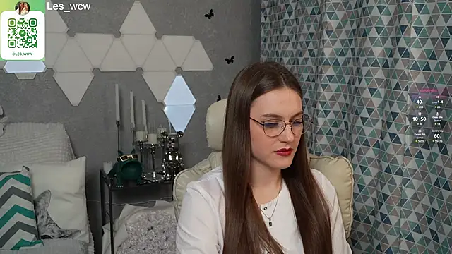 Snapshot of HarleyDeess chatting on March 2025 08:09:02 PM HarleyDeess online show from March 2025 08:09:02 PM