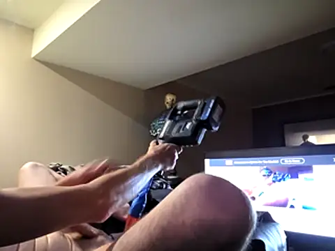 Snapshot of Travislovescum chatting on October 2025 12:53:02 PM Travislovescum online show from October 2025 12:53:02 PM