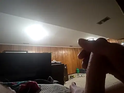 Snapshot of Travislovescum chatting on November 2025 03:12:01 AM Travislovescum online show from November 2025 03:12:01 AM