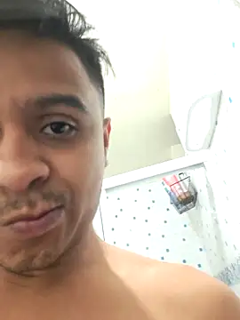 Snapshot of Timyboys24 chatting on November 2025 02:22:02 AM Timyboys24 online show from November 2025 02:22:02 AM