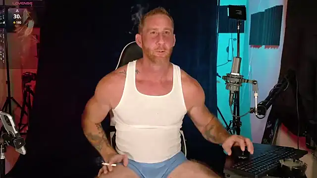 Snapshot of FiftyShadez chatting on October 2025 01:27:01 AM FiftyShadez online show from October 2025 01:27:01 AM