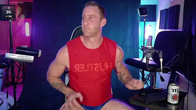 Snapshot of FiftyShadez chatting on October 2025 11:23:01 PM FiftyShadez online show from October 2025 11:23:01 PM