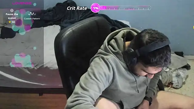 Fatbear-xavi online show from November 2025 05:01:02 AM