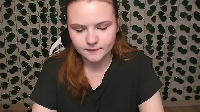 IxxiLiana online show from January 2025 04:15:01 AM