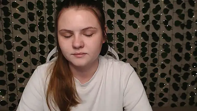 IxxiLiana online show from January 2025 10:54:01 AM