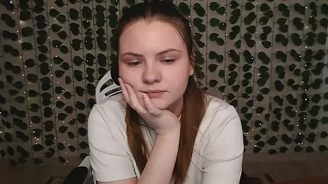 IxxiLiana online show from February 2025 07:22:01 AM