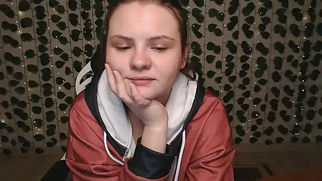 IxxiLiana online show from March 2025 08:16:02 AM