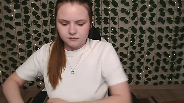 IxxiLiana online show from March 2025 08:29:01 AM