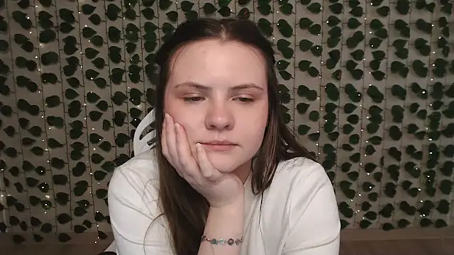 IxxiLiana online show from March 2025 08:15:02 AM
