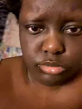 Snapshot of Yagurl__west chatting on November 2025 05:39:02 AM Yagurl west online show from November 2025 05:39:02 AM