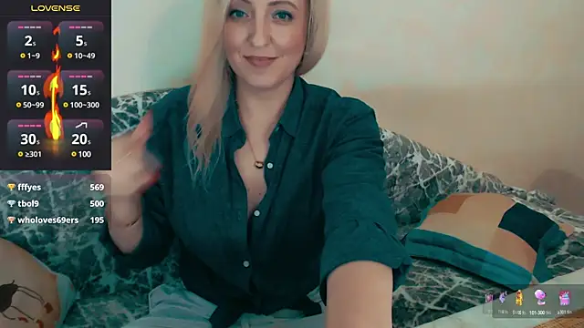 Snapshot of ElysonLang chatting on January 2025 06:34:02 PM ElysonLang online show from January 2025 06:34:02 PM