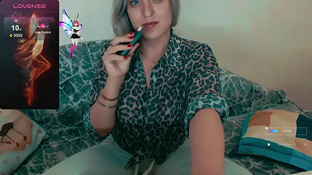 Snapshot of ElysonLang chatting on October 2025 06:16:02 PM ElysonLang online show from October 2025 06:16:02 PM