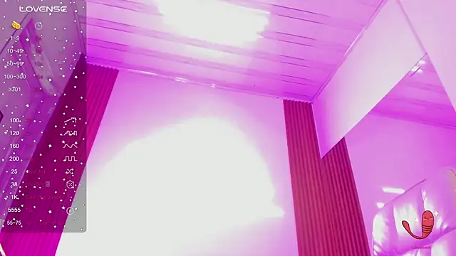 Snapshot of sweetlolihot_ chatting on October 2025 07:52:02 AM sweetlolihot online show from October 2025 07:52:02 AM