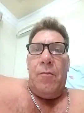 carlox14 online show from September 2025 05:03:01 PM