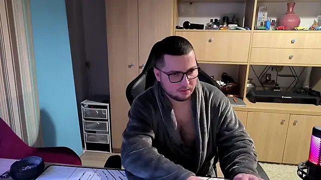 bigpuff hott online show from October 2025 09:37:02 PM