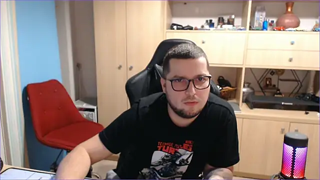 bigpuff hott online show from October 2025 08:24:02 PM