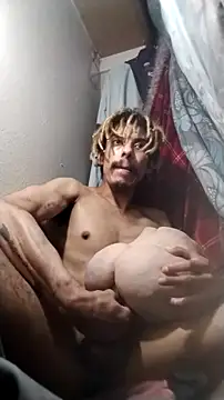 Snapshot of Bigcockmexi13 chatting on October 2025 07:16:02 PM Bigcockmexi13 online show from October 2025 07:16:02 PM