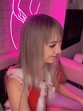 MiaMinx online show from December 2024 11:17:01 PM