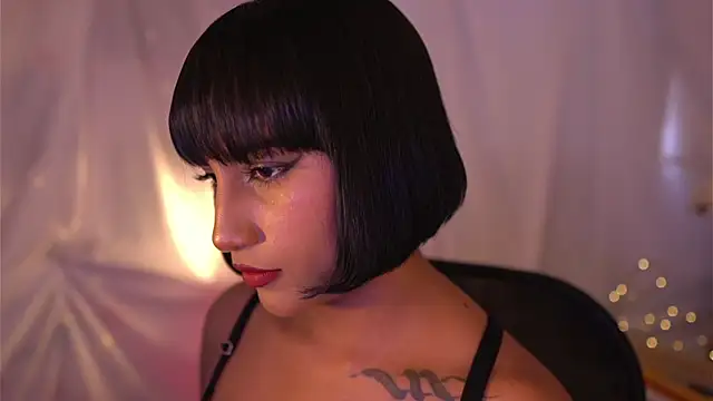 JulietaWinona online show from January 2025 09:34:01 PM