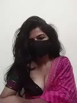 Snapshot of Shuttii_25 chatting on January 2025 06:01:02 AM Shuttii 25 online show from January 2025 06:01:02 AM