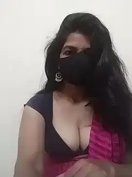 Snapshot of Shuttii_25 chatting on February 2025 05:25:01 AM Shuttii 25 online show from February 2025 05:25:01 AM